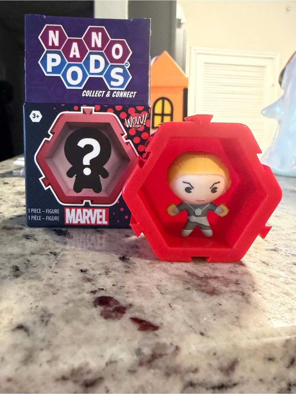 Marvel Nano Pods Red Pod with Caption Marvel Superhero Figure